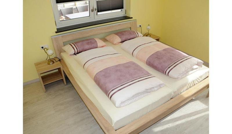 Caseti 5_ Ferienwohnungen _ Rothen Oberdachstetten Extérieur photo
