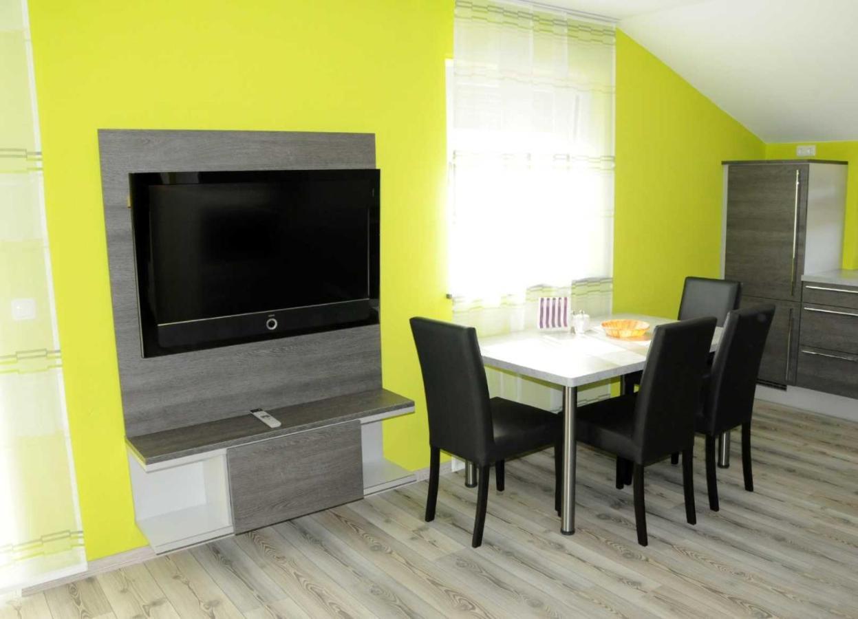 Caseti 5_ Ferienwohnungen _ Rothen Oberdachstetten Extérieur photo